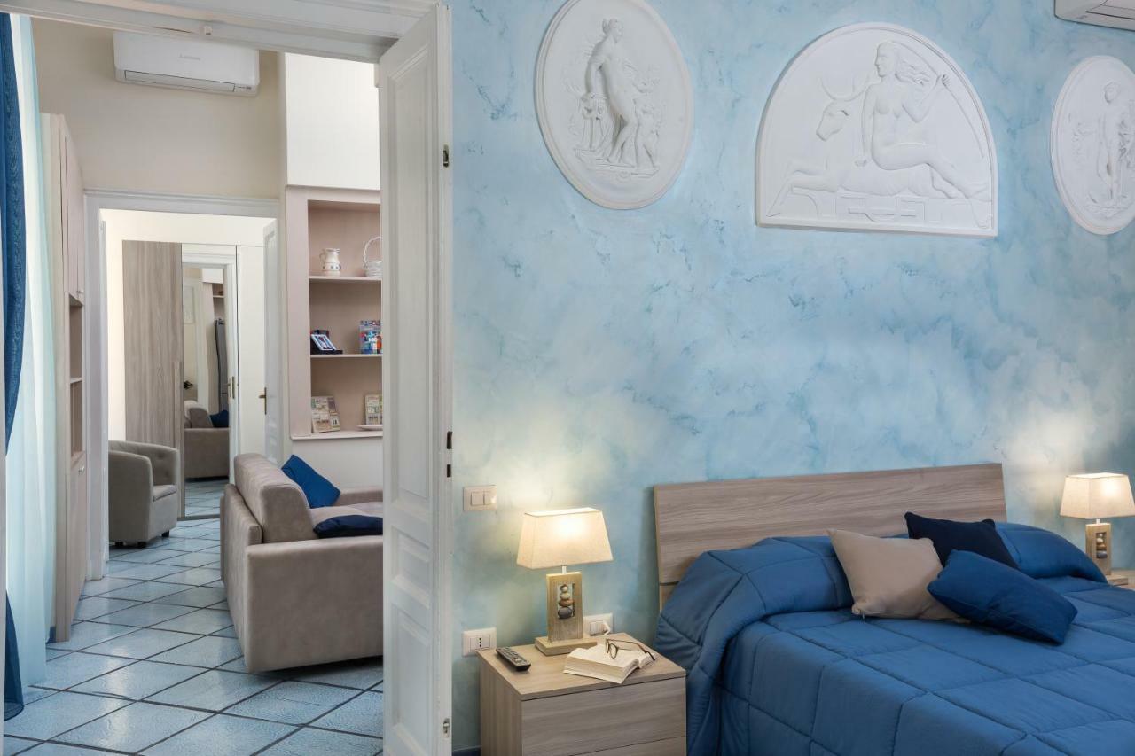 Residenza Santa Lucia A Mare Vila Nápoles Exterior foto